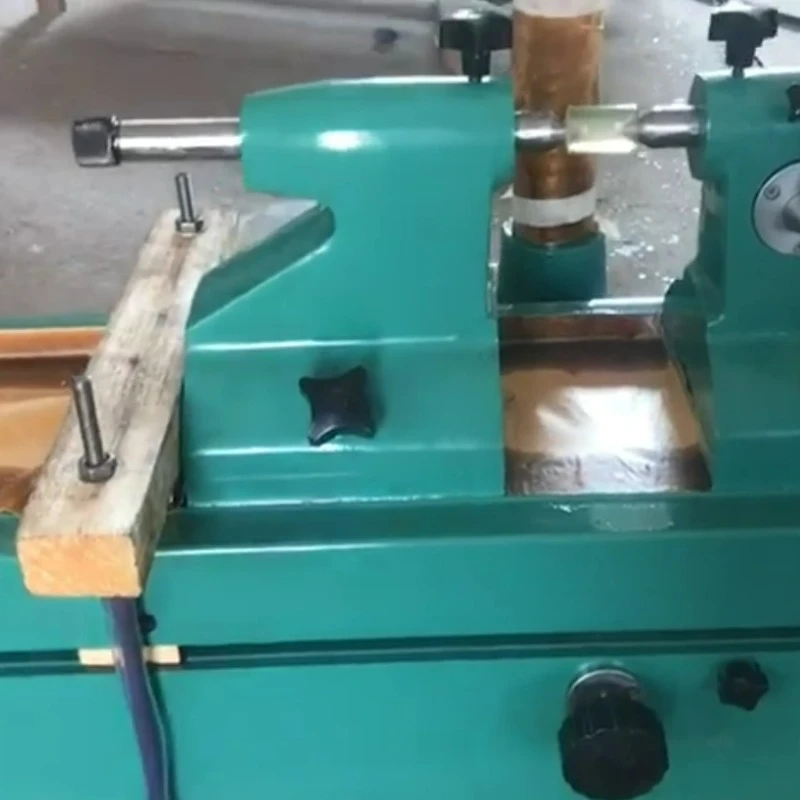 Die voltooide produkte van die toerusting vir die uitreiking word gestuur